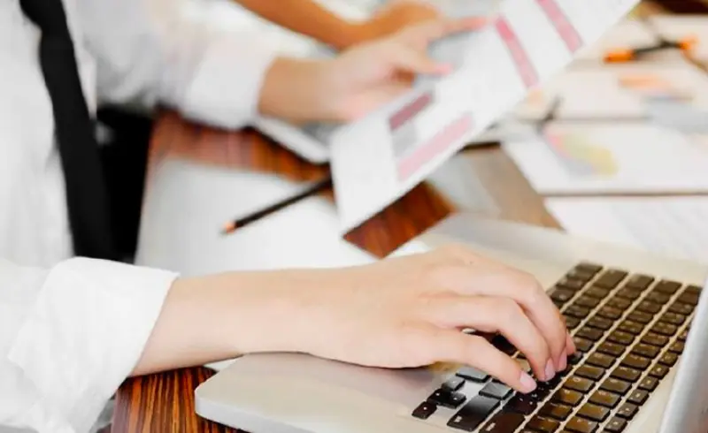 AÖF Okuyan Memur Olabilir mi?